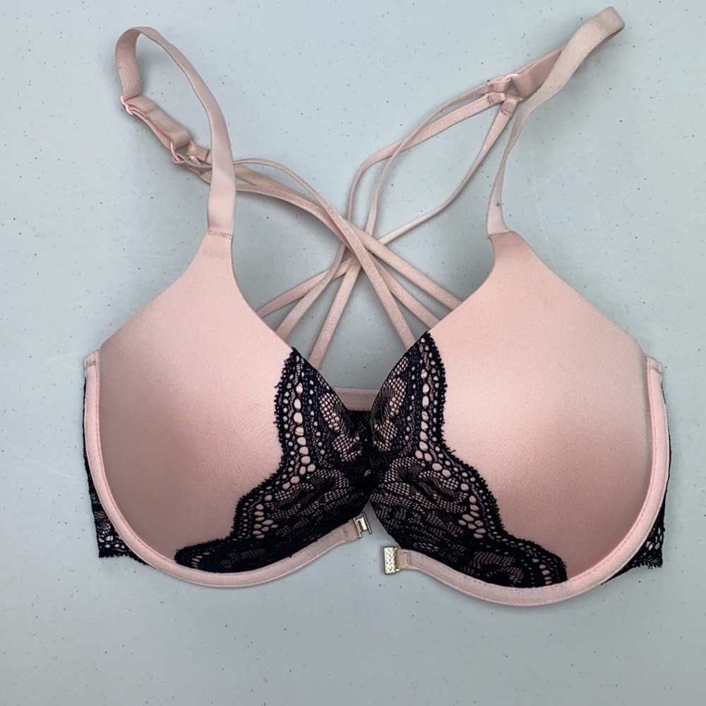 LS PNK/BLK Front Closing Pushup, 32C Beyond Sexy Bra